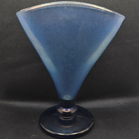 Vintage Fenton MMA Stretch Glass Fan Vase Museum of Modern Art Iridescent Blue - Picture 1 of 10